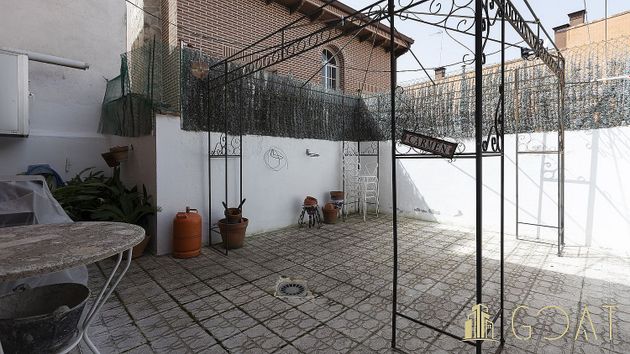 Foto 1 de Venta de casa en Cobeña de 4 habitaciones con terraza y jardín