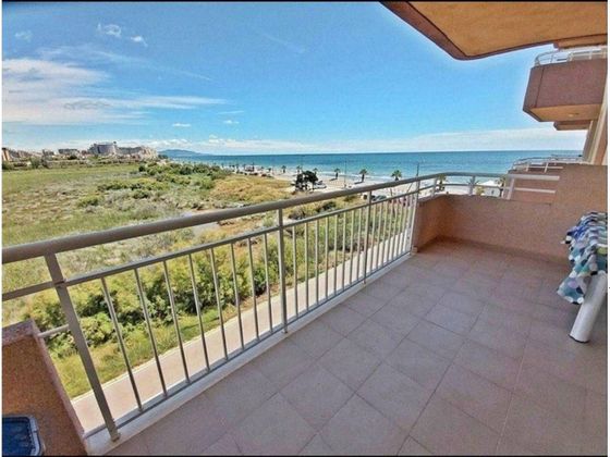 Foto 2 de Piso en venta en paseo Marítim del Mediterrani de 2 habitaciones con terraza y piscina