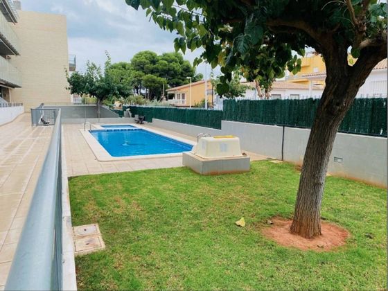 Foto 1 de Piso en venta en calle Dels Àngels de 2 habitaciones con terraza y piscina