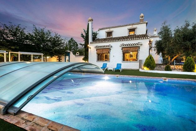 Foto 1 de Venta de chalet en Montefrío de 7 habitaciones con terraza y piscina