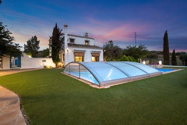 Foto 2 de Xalet en venda a Montefrío de 7 habitacions amb terrassa i piscina