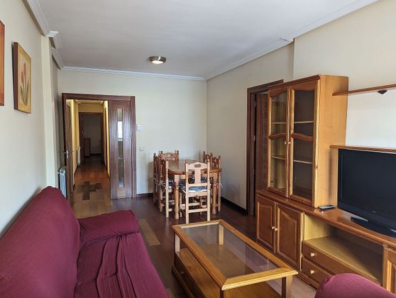 Foto 2 de Pis en venda a Centro - Puertollano de 2 habitacions amb mobles i balcó