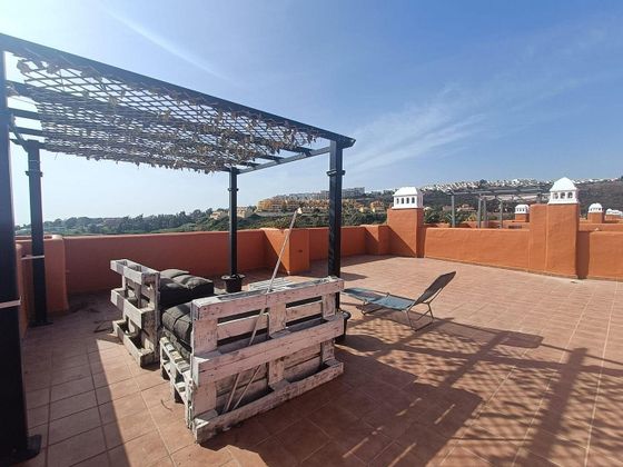 Foto 2 de Àtic en venda a San Luis de Sabinillas de 2 habitacions amb terrassa i piscina