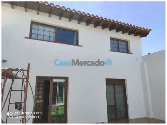 Foto 1 de Casa adossada en venda a Pinós de 3 habitacions amb terrassa i garatge
