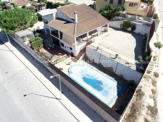 Foto 2 de Chalet en venta en San Fulgencio de 6 habitaciones con terraza y piscina