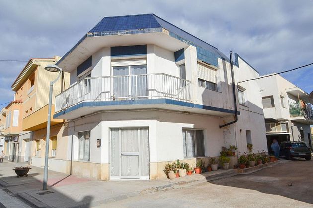 Foto 1 de Venta de chalet en avenida De Les Goles de L'ebre de 4 habitaciones con terraza y balcón