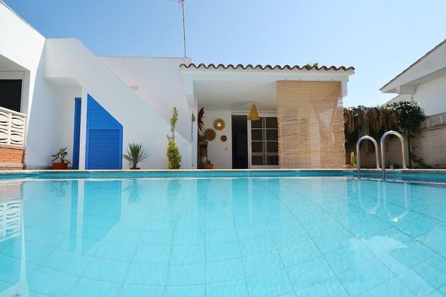 Foto 1 de Xalet en venda a Amposta de 2 habitacions amb terrassa i piscina