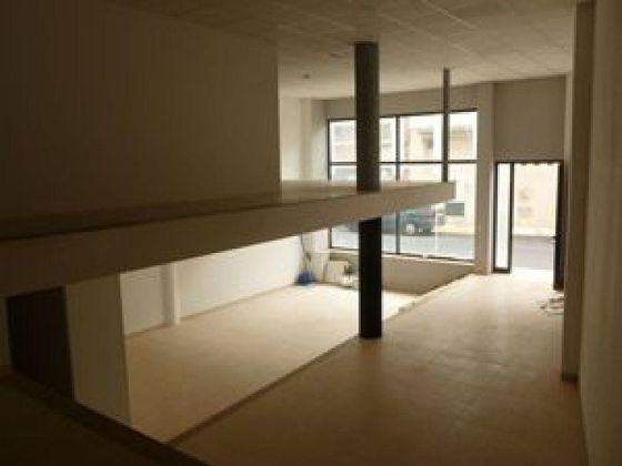 Foto 2 de Alquiler de local en Amposta de 220 m²