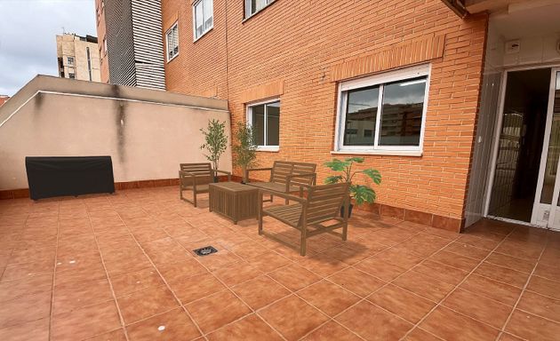 Foto 2 de Piso en venta en Cabo de las Huertas de 4 habitaciones con terraza y piscina