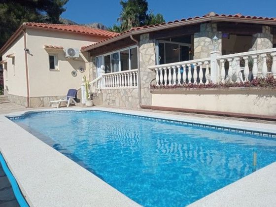 Foto 1 de Xalet en venda a Barx de 3 habitacions amb terrassa i piscina