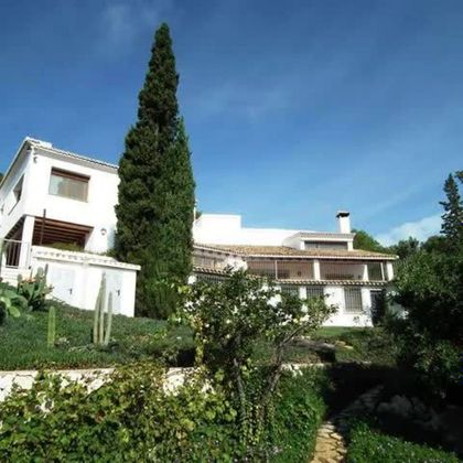 Foto 1 de Xalet en venda a Beniarjó de 6 habitacions amb terrassa i piscina
