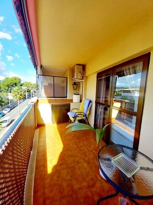 Foto 2 de Pis en venda a Camp Redó de 3 habitacions amb terrassa i balcó