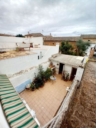Foto 1 de Casa adosada en venta en Santa María del Camí de 6 habitaciones con terraza