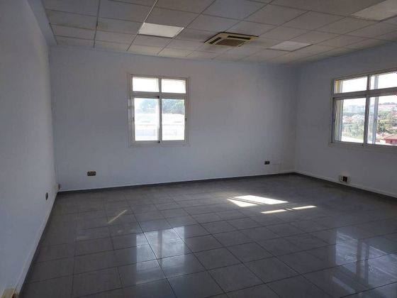 Foto 1 de Oficina en alquiler en La Granja-La Colina-Los Pastores de 355 m²