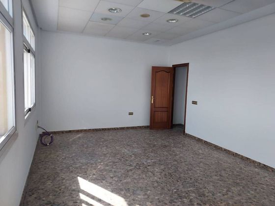 Foto 2 de Oficina en alquiler en La Granja-La Colina-Los Pastores de 355 m²