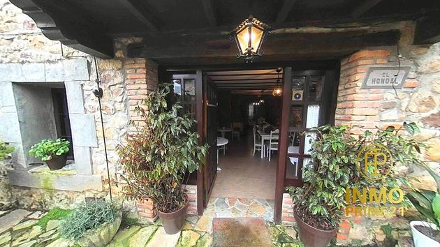 Foto 1 de Casa en venda a barrio San Pedro de 11 habitacions amb terrassa i jardí