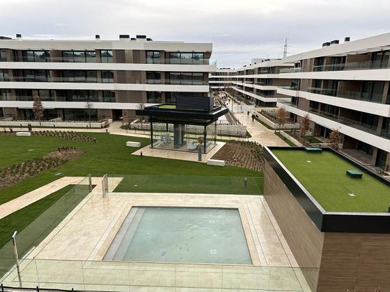 Foto 1 de Pis en lloguer a La Moraleja distrito de 5 habitacions amb terrassa i piscina