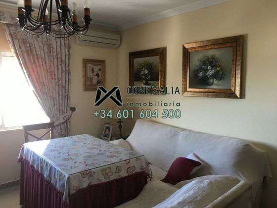 Foto 2 de Pis en venda a calle Barriada Coronación de 3 habitacions amb terrassa i aire acondicionat
