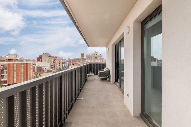 Foto 2 de Alquiler de piso en calle De Batllori de 3 habitaciones con terraza y garaje