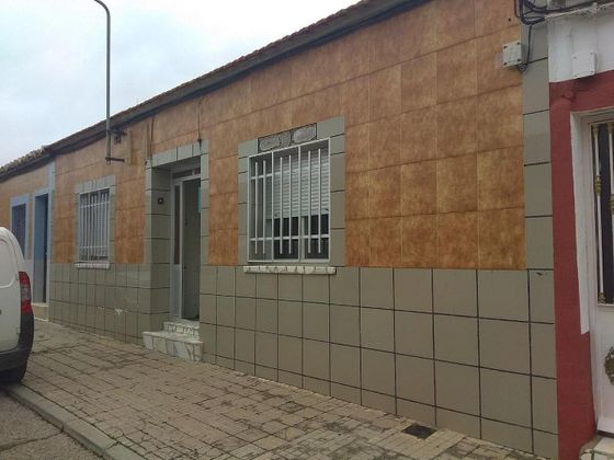 Foto 1 de Casa en venda a Carretera de Córdoba - Libertad de 3 habitacions i 120 m²