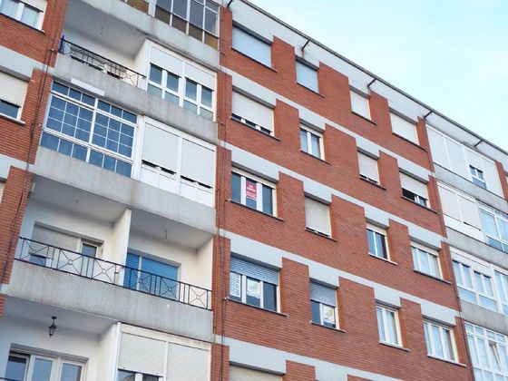 Foto 1 de Venta de piso en Corvera de Asturias de 3 habitaciones con terraza