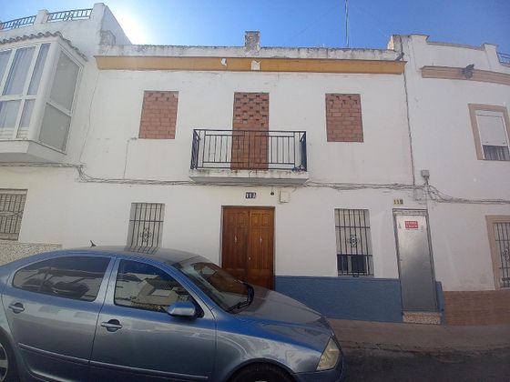 Foto 2 de Casa en venda a Puebla del Río (La) de 3 habitacions i 91 m²