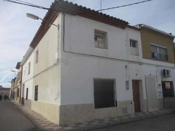 Foto 2 de Venta de casa en Villa de Don Fadrique (La) de 4 habitaciones y 108 m²
