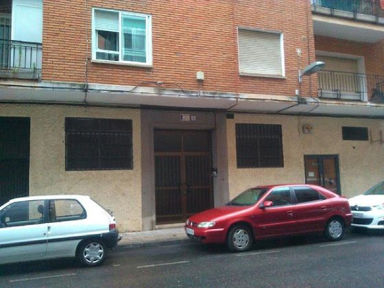 Foto 1 de Local en venda a Tres Olivos - La Piedad amb garatge