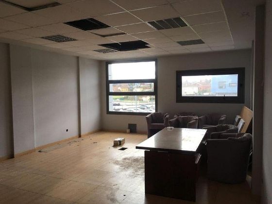 Foto 1 de Venta de oficina en Llanera de 73 m²
