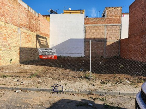 Foto 2 de Venta de terreno en calle Miño de 101 m²