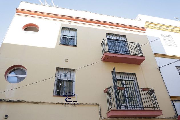 Foto 1 de Pis en venda a Algaba (La) de 3 habitacions amb balcó i aire acondicionat