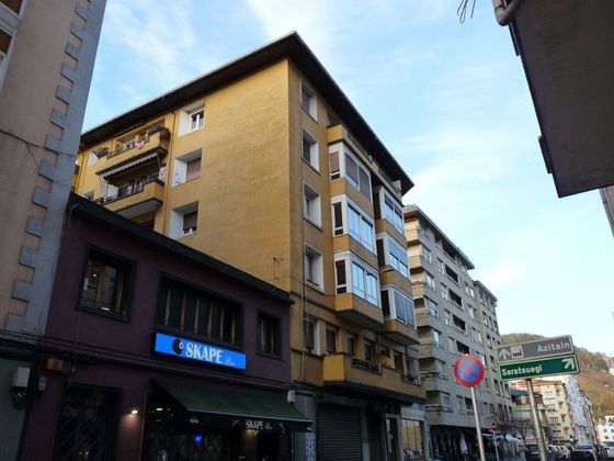 Foto 2 de Venta de piso en Eibar de 4 habitaciones con balcón y ascensor