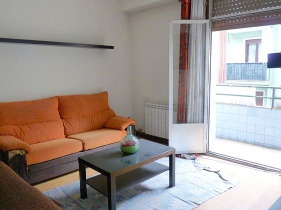 Foto 2 de Pis en venda a Eibar de 4 habitacions amb balcó i calefacció