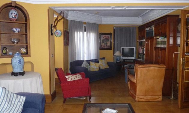Foto 1 de Pis en venda a Eibar de 4 habitacions amb balcó i ascensor