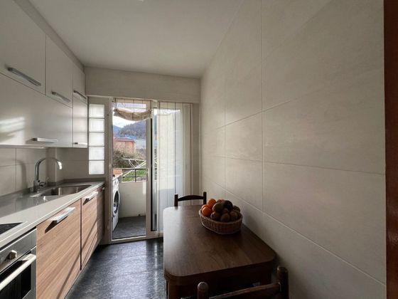 Foto 1 de Venta de piso en Eibar de 3 habitaciones con balcón y calefacción