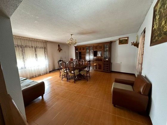 Foto 1 de Casa en venda a Miranda de Arga de 4 habitacions amb terrassa i garatge