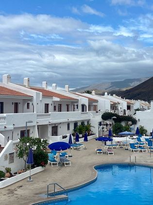 Foto 2 de Venta de estudio en Los Cristianos - Playa de las Américas con terraza y piscina