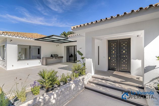 Foto 2 de Xalet en venda a Guadalmina de 4 habitacions amb terrassa i piscina