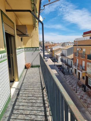 Foto 1 de Pis en venda a Bailén de 3 habitacions amb balcó i ascensor