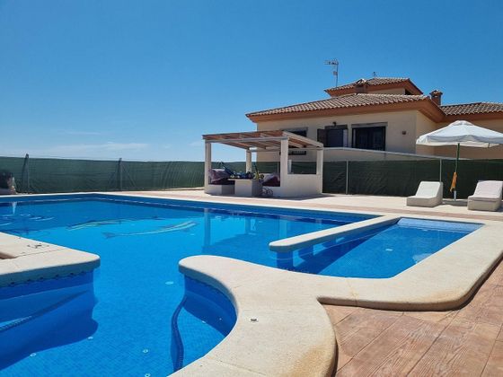 Foto 1 de Xalet en venda a Novelda de 7 habitacions amb terrassa i piscina
