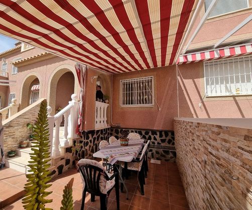 Foto 2 de Casa en venda a Gran Alacant de 3 habitacions amb terrassa i piscina