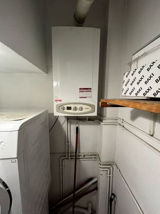 Foto 2 de Pis en venda a Centre - Badalona de 2 habitacions amb aire acondicionat i calefacció