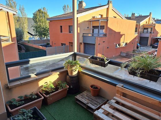 Foto 1 de Casa en venta en Celrà de 5 habitaciones con terraza y garaje