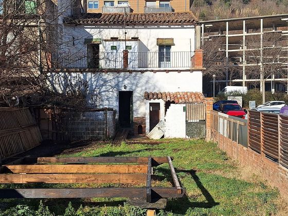 Foto 2 de Venta de casa en calle Canya de 4 habitaciones con terraza y jardín