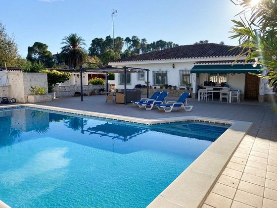 Foto 2 de Chalet en venta en Xàtiva de 4 habitaciones con terraza y piscina