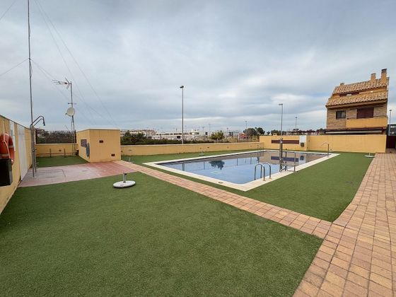 Foto 1 de Casa en venda a calle De la Margarita de 5 habitacions amb terrassa i piscina
