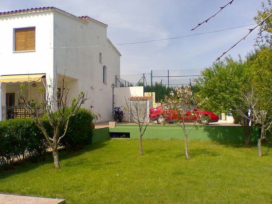 Foto 2 de Xalet en venda a calle Donación de 4 habitacions amb terrassa i piscina