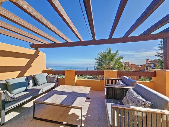 Foto 2 de Ático en venta en El Castillo de 4 habitaciones con terraza y piscina