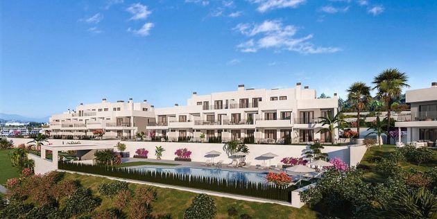 Foto 2 de Pis en venda a La Alcaidesa de 2 habitacions amb terrassa i piscina