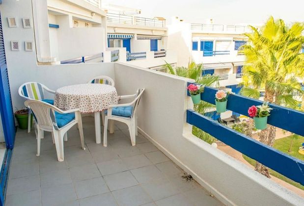 Foto 2 de Pis en lloguer a Cabo Roig - La Zenia de 2 habitacions amb terrassa i piscina
